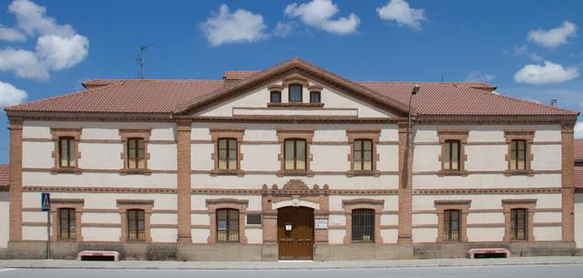 NAVAS DE ORO